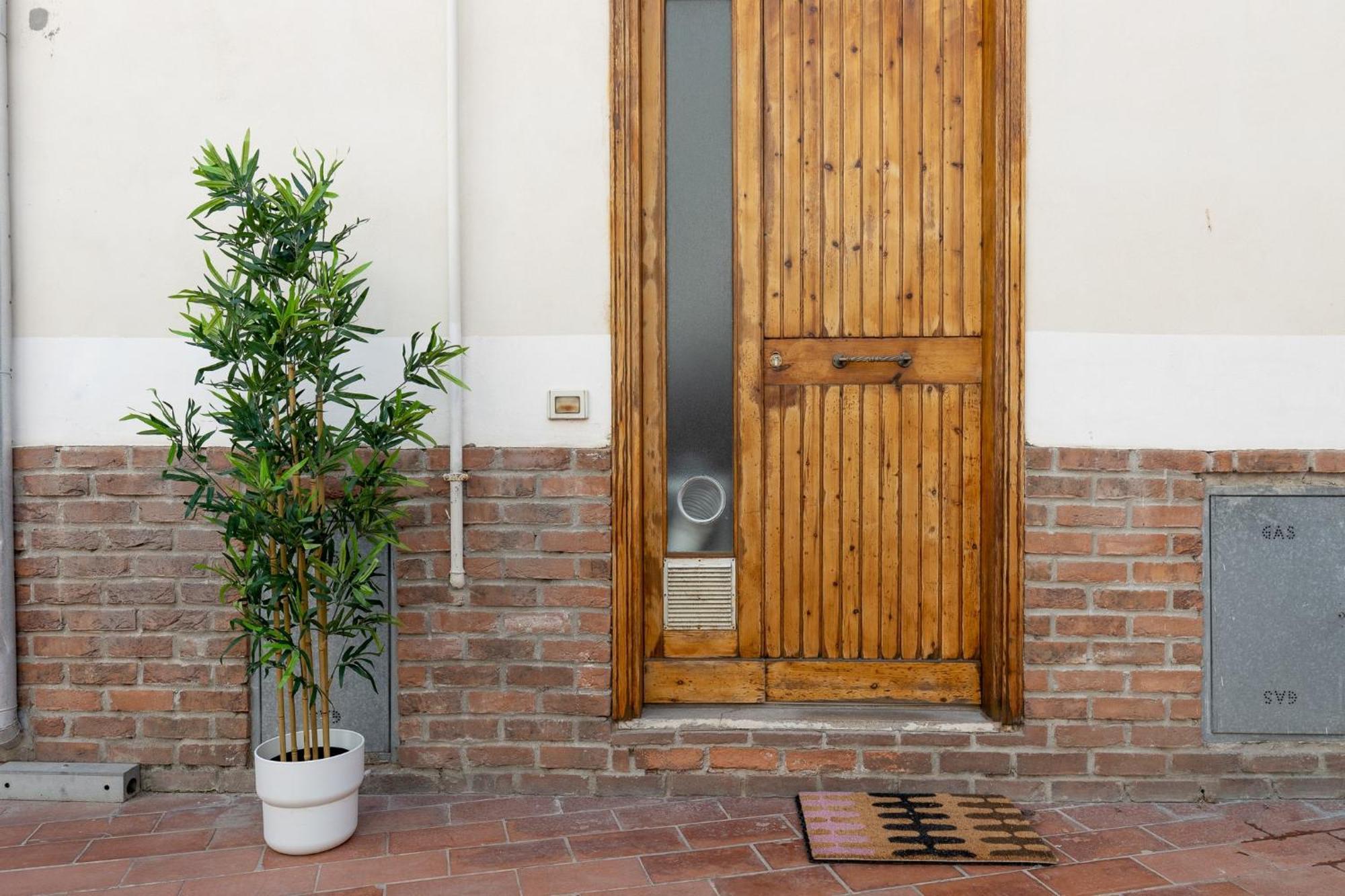 Pisa Station & Airport Modern Apartment Exterior photo